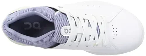 On Women's The Roger Advantage Sneakers - 6