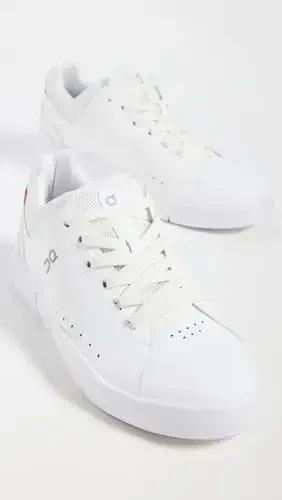 On Women's The Roger Advantage Sneakers - 4