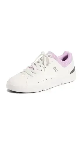 On Women's The Roger Advantage Sneakers - 1