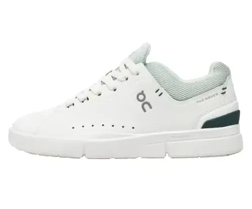 On Women's The Roger Advantage Sneakers - 3