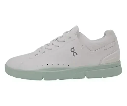 On Women's The Roger Advantage Sneakers - 4