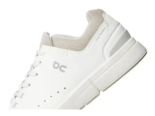 On Women's The Roger Advantage Sneakers - 6