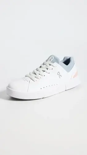 On Women's The Roger Advantage Sneakers - 2