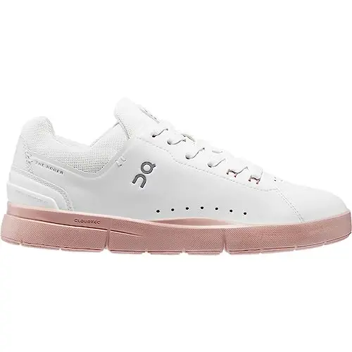 On Women's The Roger Advantage Sneakers 