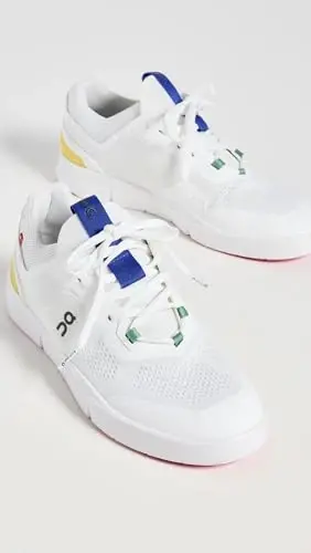 On Women's The Roger Spin Sneakers - 4