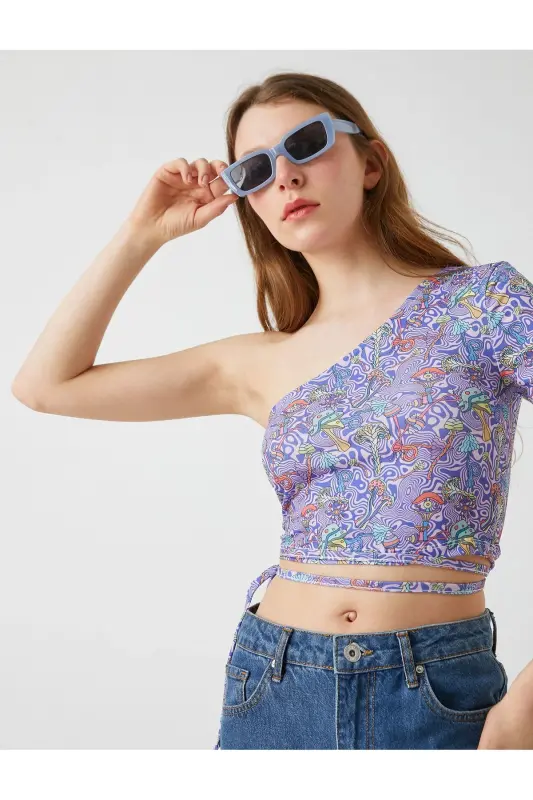 One Shoulder Crop Top Ruched Detail - 2
