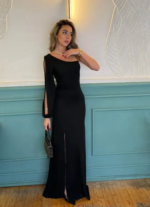 One Shoulder Open Thigh Slit Crepe Maxi Dress - 10