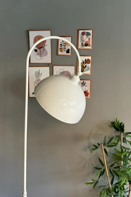 Oq Lambader Harakatlanuvchi Sarlavha Zamonaviy Dekorativ Metall Mehmonxona Ishxonasi Zamin Chiroqi-Oq - 7