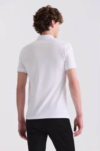 Oq rangda slim fit polo yoqali futbolka - 4