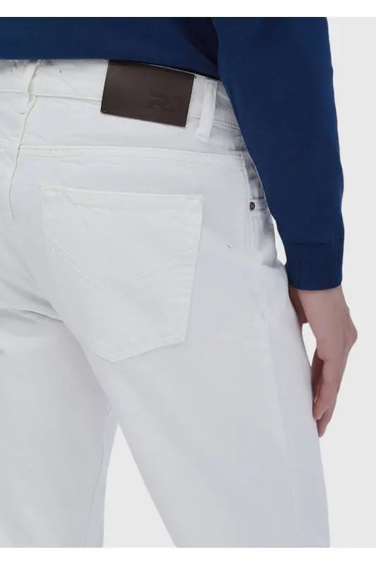 Оқ рангдаги оддий Regular Fit Denim 100% пахтадан тикилган шим - 5