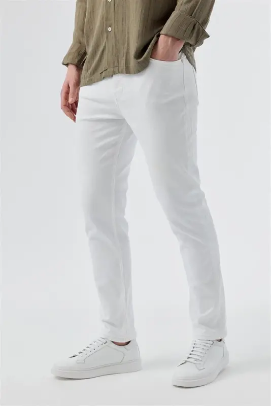 Оқ рангдаги Slim Fit 5 чўнтакли джинси шим - 2