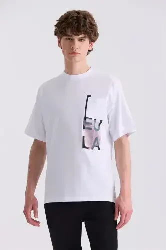 Oq rangli grafika bosilgan kattagina yoqa tiy футболка 