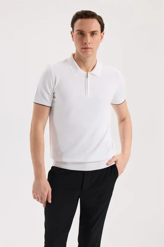 Oq rangli Slim Fit trikotajli, zamokli polo yoqali futbolka - 1