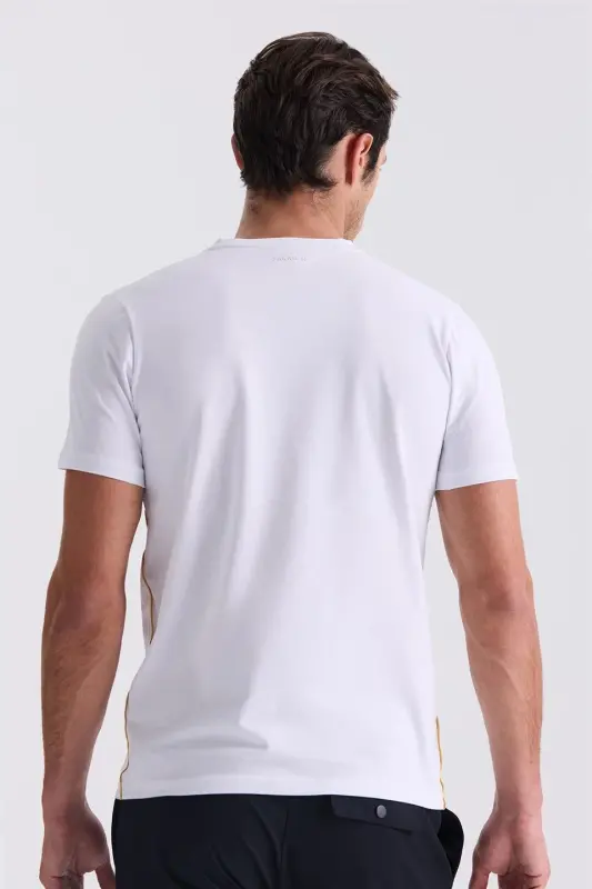 Oq rangli, slim fit, velo yaka futbolka - 4