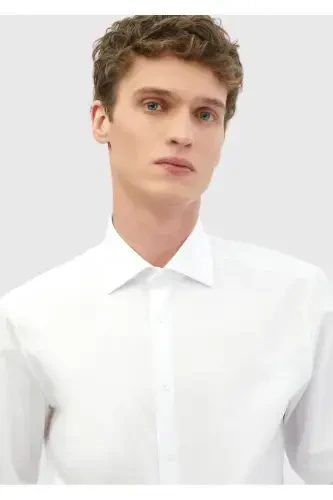 Oq rangli tekis Slim Fit to'qilgan klassik 100% paxta ko'ylak. - 3