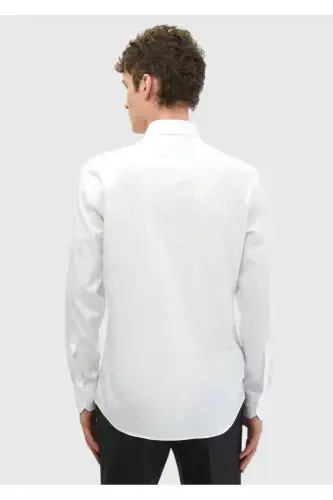 Oq rangli tekis Slim Fit to'qilgan klassik 100% paxta ko'ylak. - 5