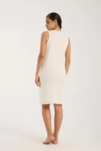 Oq terili ayollar uchun keng kamarga ega trikotajdan tunika ekru - 5