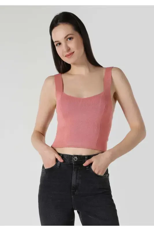 Orange women's athletic top, square neck, slim fit, crop - 2