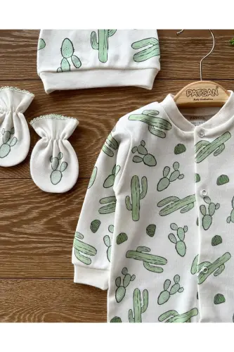 Organic 3-Piece Newborn Hospital Outing Set Gloves - 3