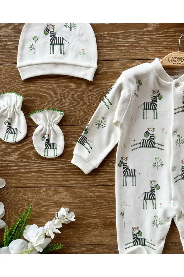 Organic Cotton Newborn Set with Mittens, Hat and Footed Baby Jumpsuit Outfit Zebra - 2