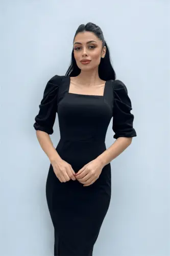 Örme Krep Kumaş Kare Yaka Yırtmaçlı Elbise - SİYAH - 1