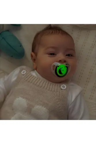 Ortodontik Emzik Seti 0 Ay+ Pearl & Black | İkili, Silikon, Damaklı | Sterilizasyon & Saklam - 7