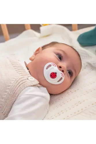 Ortodontik Osma Tovushli Emizik, Qizil Qogʻozqurt, 12+ Oy, Emizik Saqlash Qutisi, 1 dona - 8