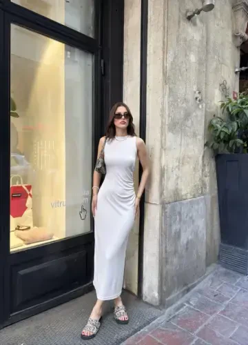 Osy Modal Yumuşak Dokulu Kumaş Bisiklet Yaka Sıfır Kolsuz Yırtmaçlı Uzun Elbise - Beyaz - 2