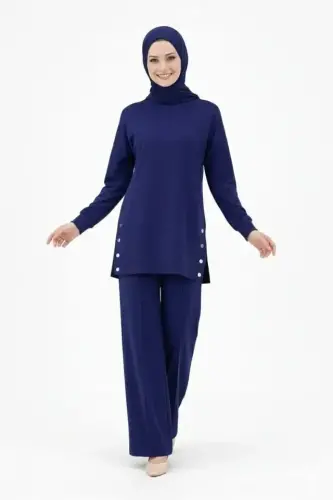 Osy Modal Yumuşak Dokulu Kumaş Modern Tesettür Takım Yandan Metal Çıtçıtlı Uzun Tunik Pantolon Set Salaş Kalıp - Lacivert - 1