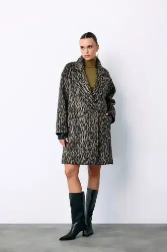 Our LEOPARD LOOSE Coat - SATEEN (1)