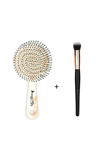 Oval Concealer Brush 136 Pro Three Dimensional Hair Brush 16 - NASCITA