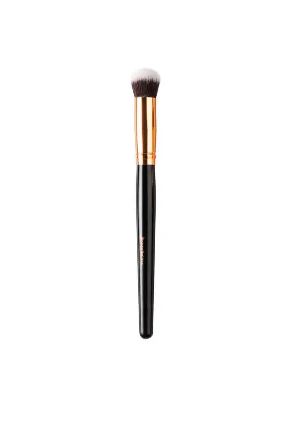 Oval Shaped Concealer Brush 136+Nascita Pro Angled Contour Brush 260 - 2