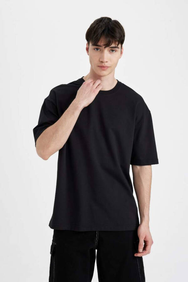 Oversize Fit Crew Neck Short Sleeve Heavy Fabric T-Shirt Black - 1