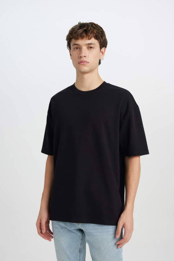 Oversize Fit Crew Neck Short Sleeve Heavy Fabric T-Shirt Black - 1