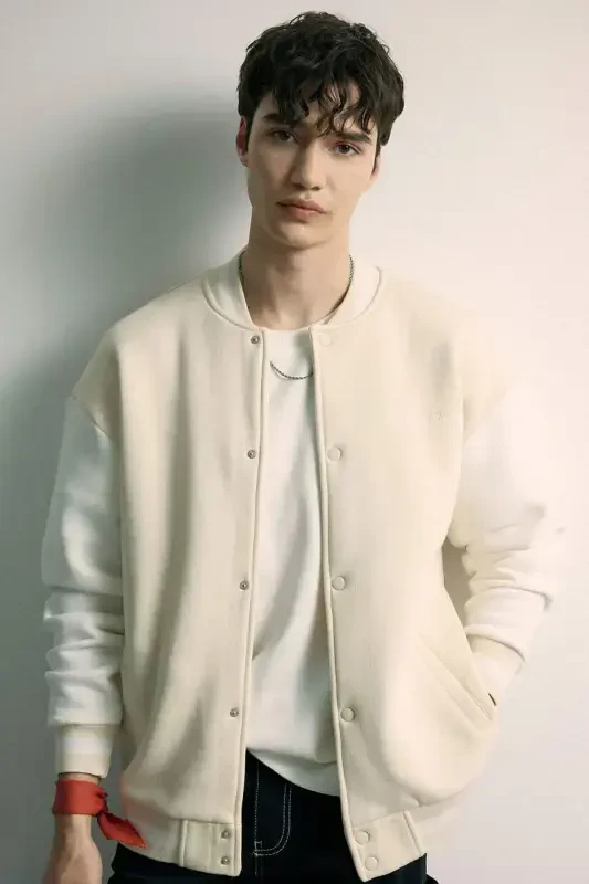 Oversize Fit Orqa Tomonida Chop Ettirilgan Kollej Yoqali Bomber Ko'ylagi Yumshoq Mo'yna Qoplamasi B8157ax24sp - DEFACTO