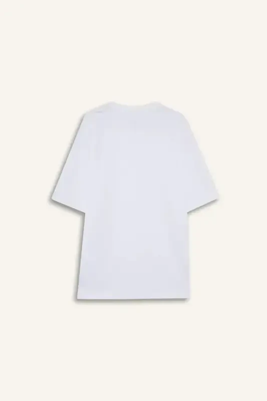 Oversize Футболка с круглым вырезом и короткими рукавами из плотной ткани, базового белого цвета - 9