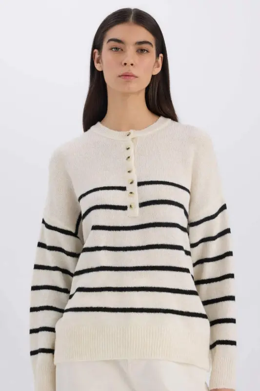 Oversize Keng Kalıp Tugmali Yoqali Trikotaj Ko'ylak D4913AXNS-Ekru - 4