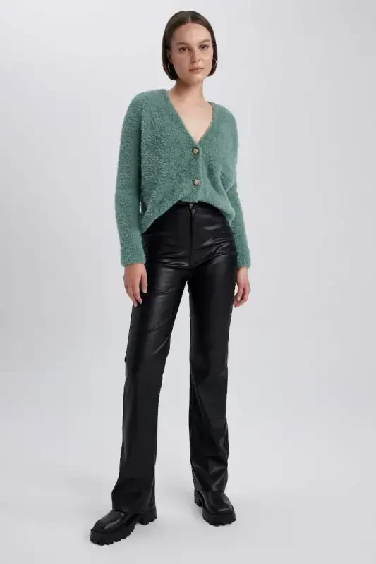 Oversize Keng Kalıp V Yoqali Trikot Kardigan - Och yashil - 2