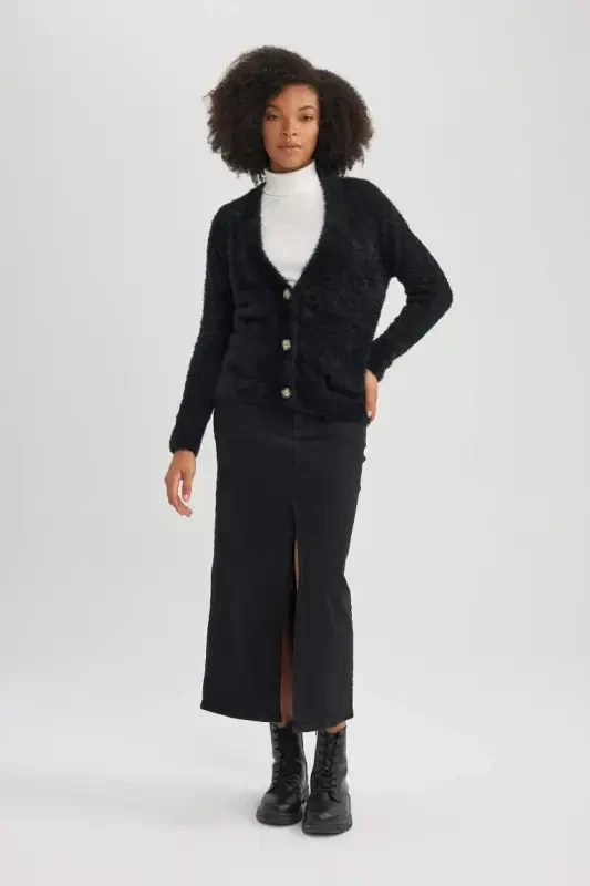 Oversize Keng Kalıp V Yoqali Trikot Kardigan-Qora - 6