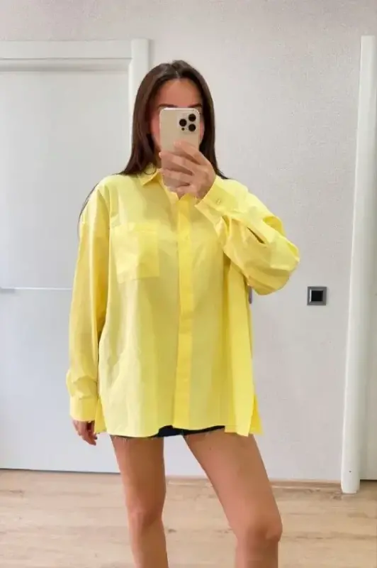 Oversize Pens Detaylı Cepli Yırtmaçlı Rahat Kalıp Poplin Gömlek - Sarı - BÜYÜKBEDENIZ