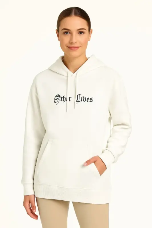 Oversize Üç İplik Şardonlu Kapüşonlu Sweatshirt – Beyaz “Other Lives” Ön Ve Arka Baskılı, Kanguru Cepli, Ribanalı Rahat Kışlık Model Beyaz - 4