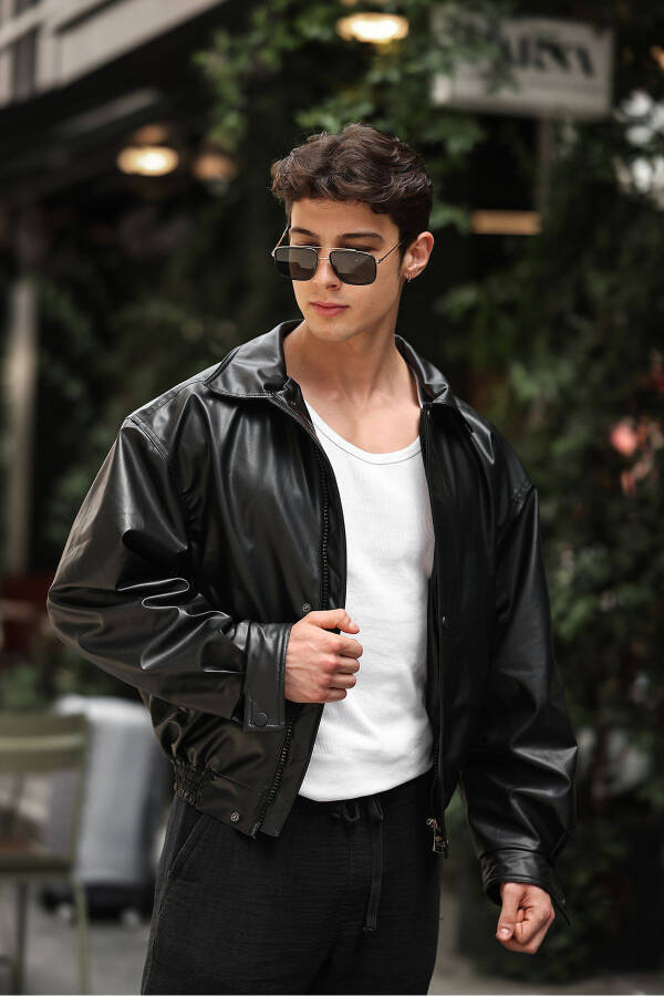Oversize Vintage Men's Black Leather Jacket - 2