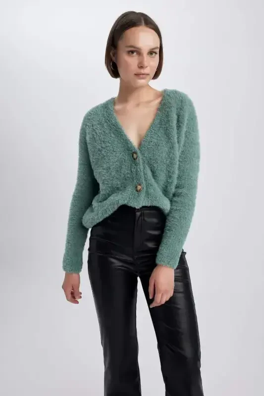 Oversize Wide Fit V-Neck Knit Cardigan-Light Green - DEFACTO