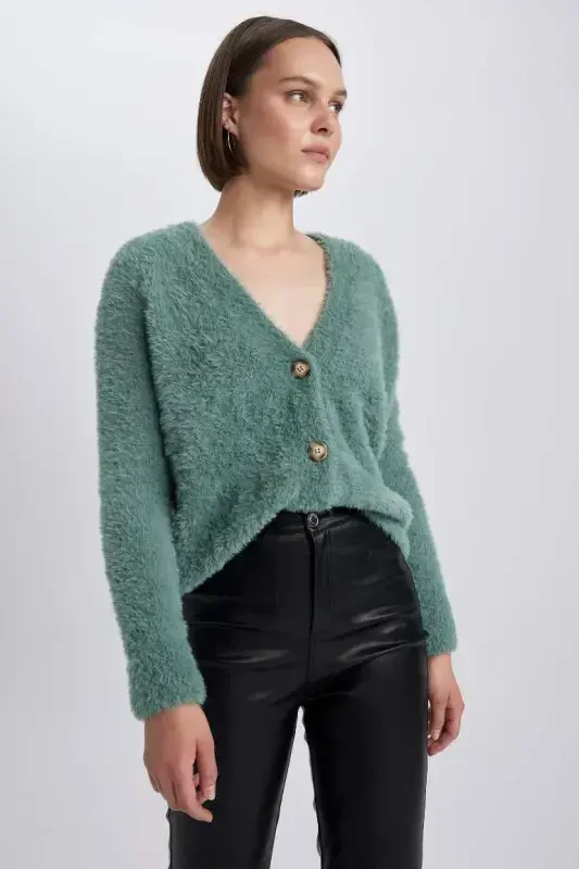 Oversize Wide Fit V-Neck Knit Cardigan-Light Green - 3