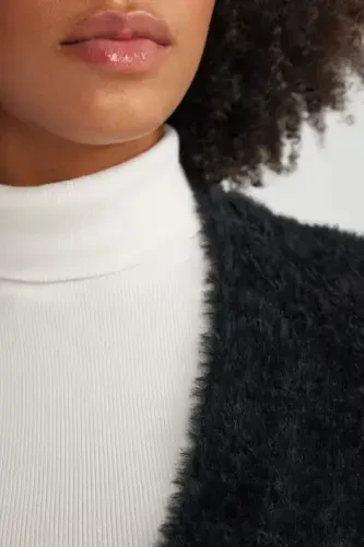 Oversize Wide Fit V-Neck Knitted Cardigan-Black - 8