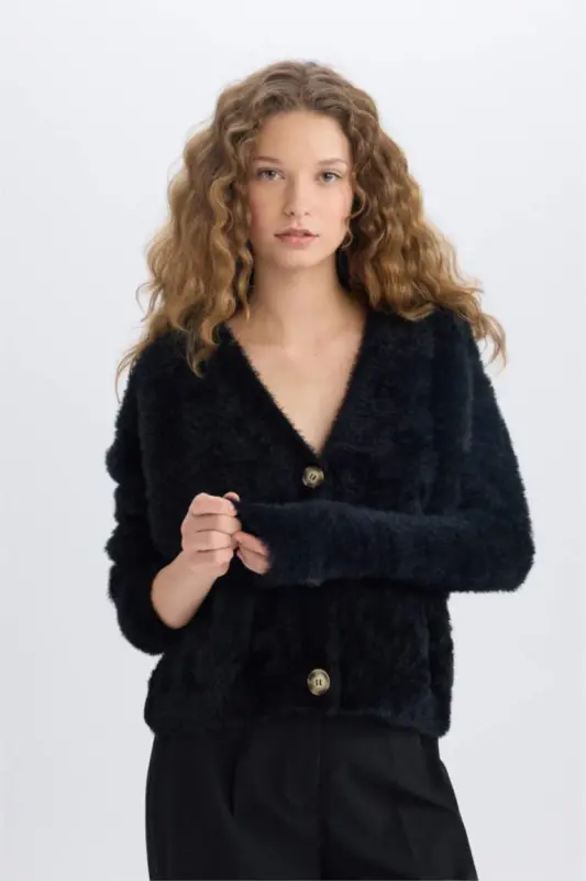 Oversize Wide Fit V-Neck Knitted Cardigan-Black - 3