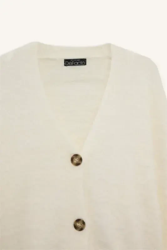Oversize Wide Fit V-Neck Knitted Cardigan-Ecru - 3