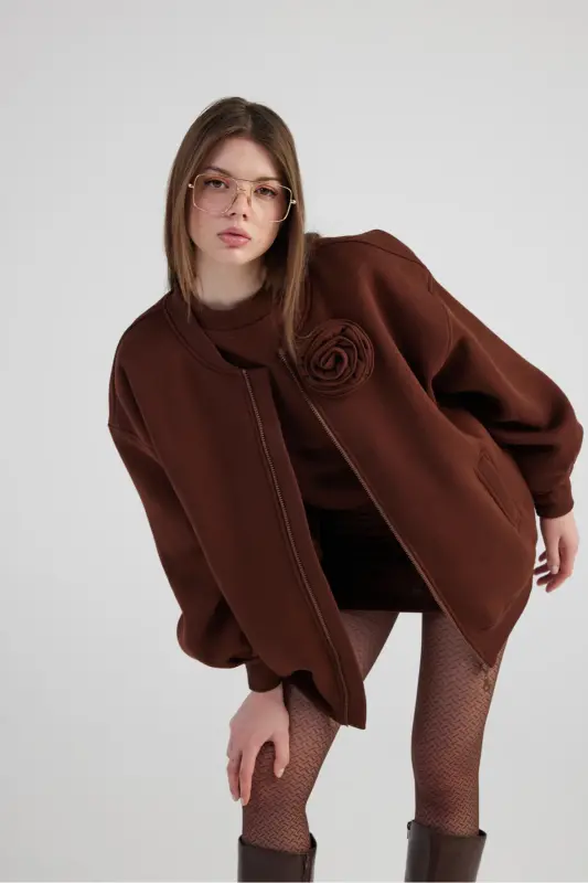 Oversize Yechib olinadigan gul detalli astarli Alexa B - HOLLY LOLLY