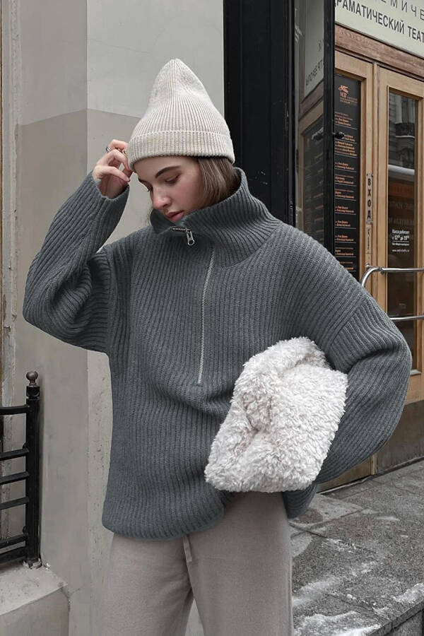 Oversized Anthracite Zipper Neck Sweater MG1946 - 14