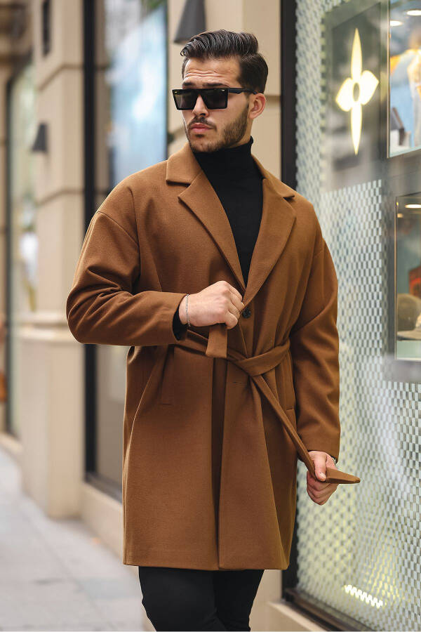 Oversized, belted, relaxed fit wool coat. - 1